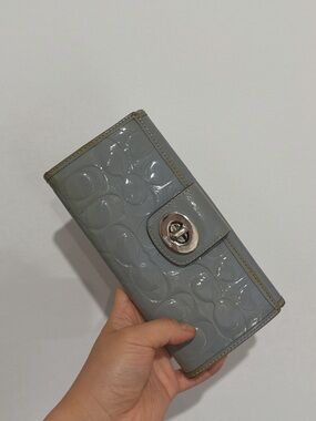 Vintage Coach Turnlock Wallet